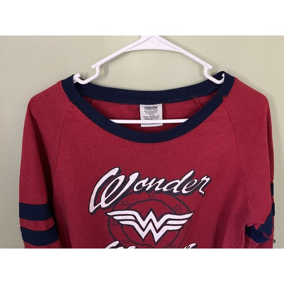DC Comics Wonder Woman Womens Long Sleeve Pullover Sweatshirt Red/Blue Large - Picture 3 of 6